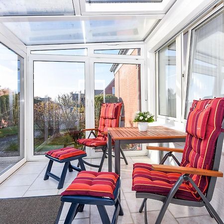 Ferienwohnungen Im Haus Strandkorb Bensersiel Bagian luar foto
