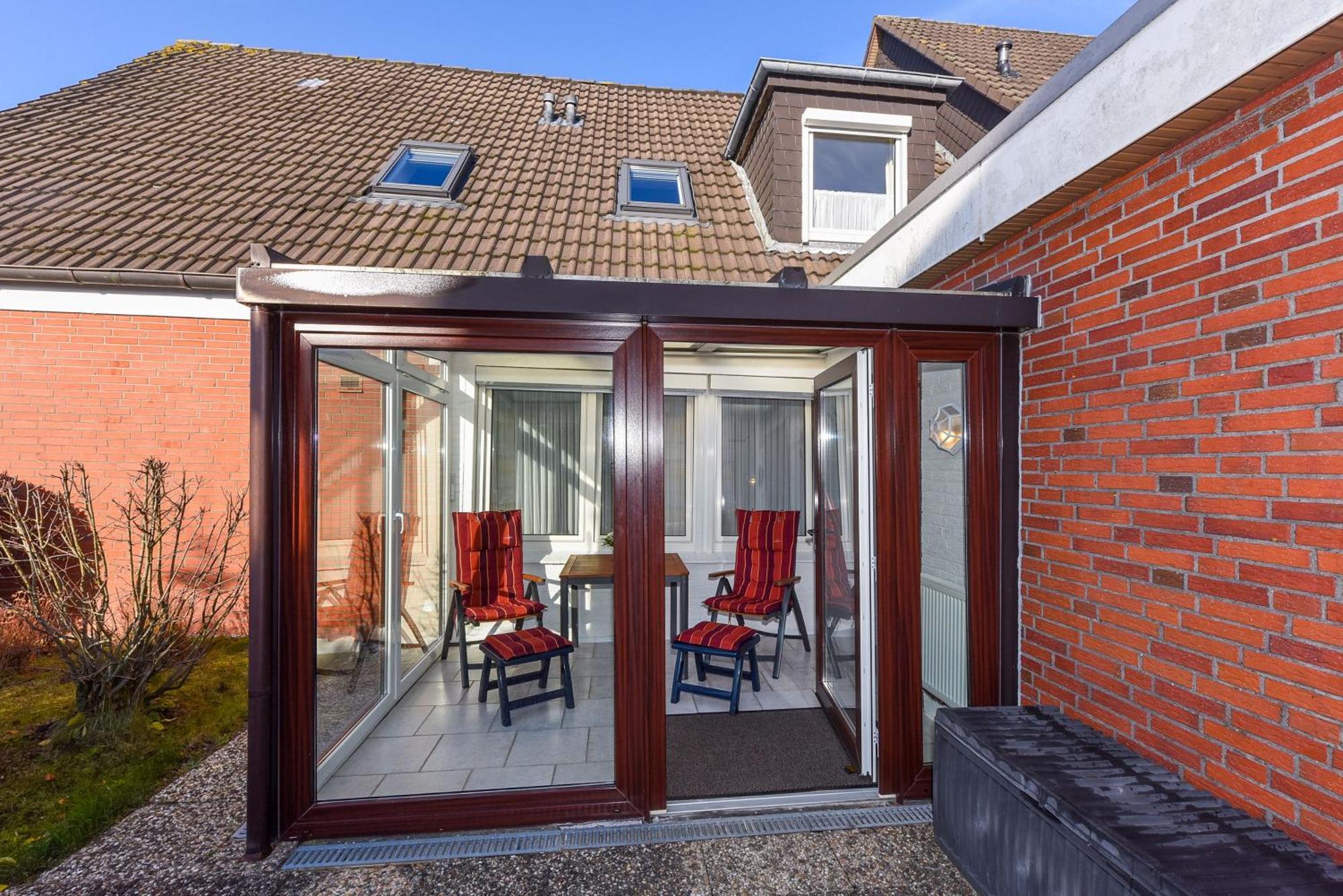 Ferienwohnungen Im Haus Strandkorb Bensersiel Bagian luar foto